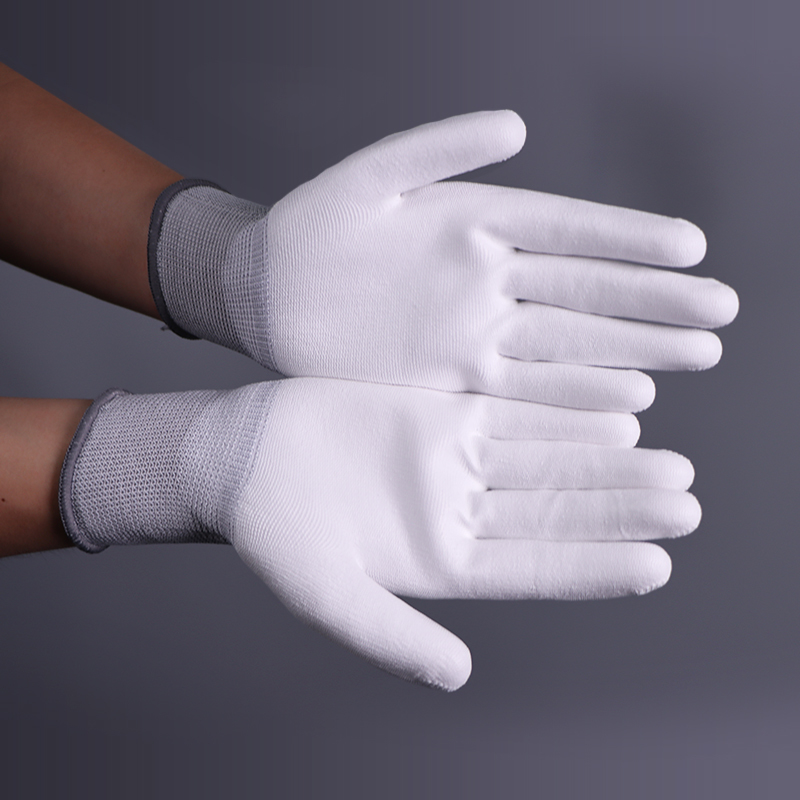 Knitted Work Gloves – Comfortable, Breathable & Versatile Protection